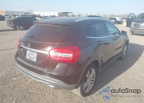 2017 Mercedes-Benz Gla 250 z USA, uszkodzony, nr VIN WDCTG4EB0HJ353459